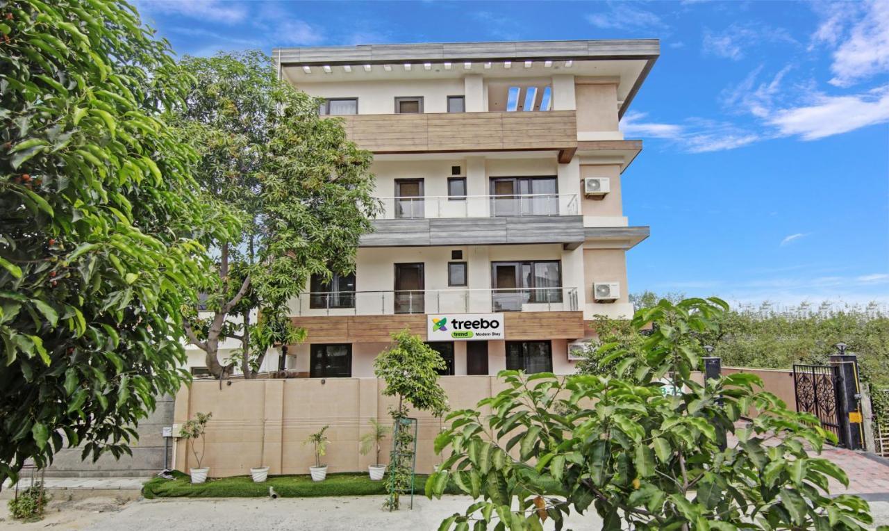Treebo Modern Stays Noida Exterior photo